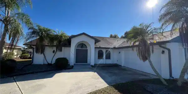 2092 RIO DE JANEIRO AVENUE