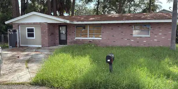 4924 CHERRY COURT