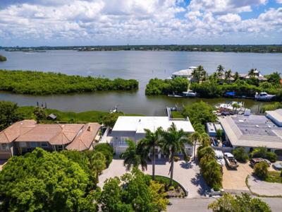 1358 ROBERTS BAY LANE