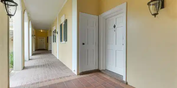 Image 4 Image 4