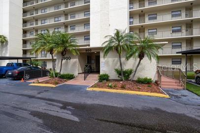 900 COVE CAY DRIVE