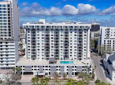 101 S GULFSTREAM AVENUE
