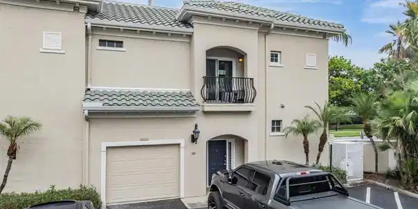 501 KNIGHTS RUN AVENUE