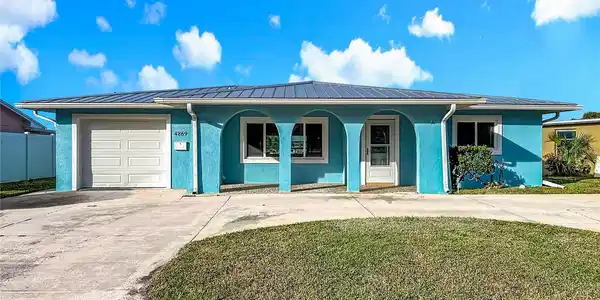 4869 SHELL STREAM BOULEVARD