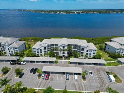 1020 TIDEWATER SHORES LOOP
