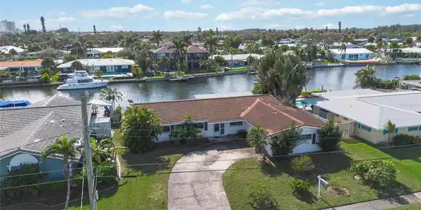 116 JAMAICA DRIVE