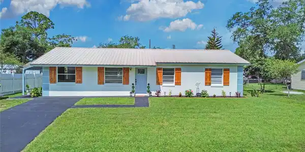 2820 SABAL PALM DRIVE
