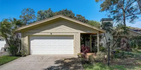2678 CASCADE COURT