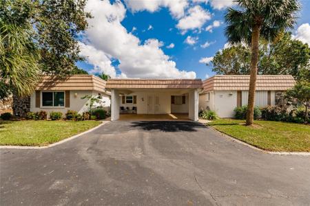 2403 RIVERBLUFF