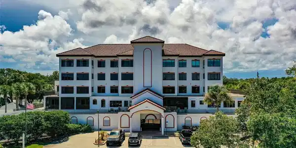 200 RIVERSIDE