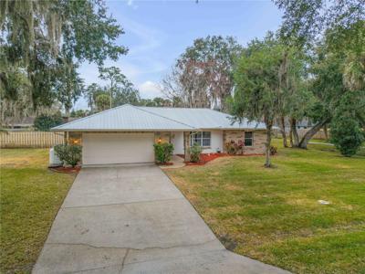 2704 ORANGE TREE DRIVE