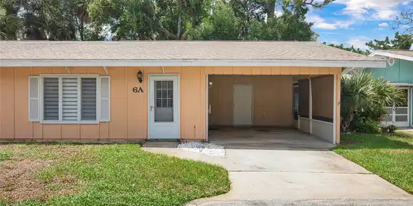 6 COUNTRY CLUB DRIVE