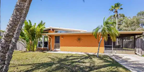 2406 FLORIDA