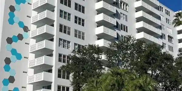2401 BAYSHORE BOULEVARD