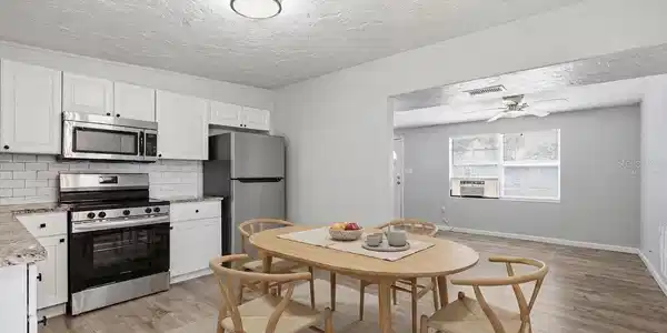 Image 4 Image 4