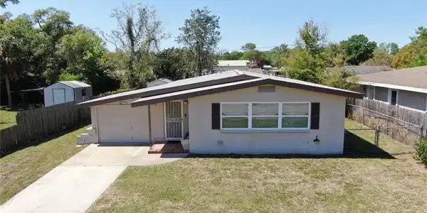 1950 GOLFVIEW BOULEVARD
