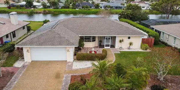 1231 WATERSIDE LANE