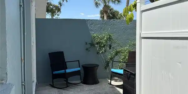 Image 4 Image 4