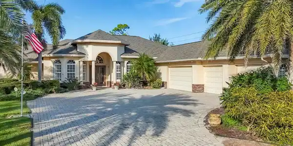 793 VANDERBILT DRIVE