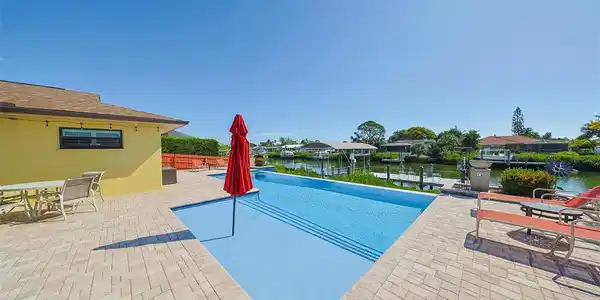 914 CHIPAWAY DRIVE