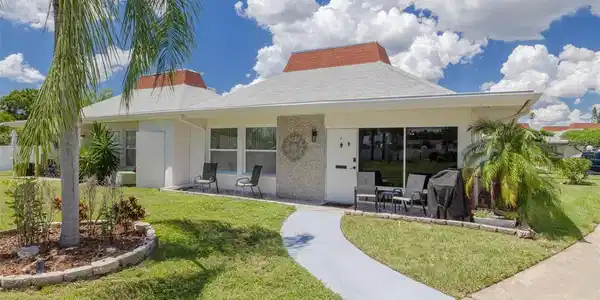 4355 TAHITIAN GARDENS CIRCLE