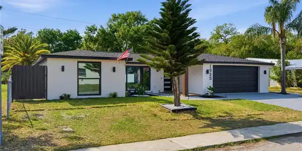 1955 DARTMOUTH DRIVE