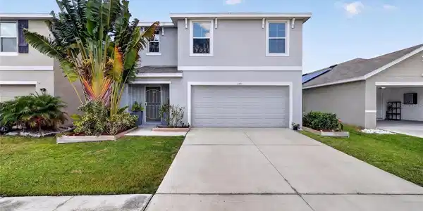 440 OLIVE CONCH STREET