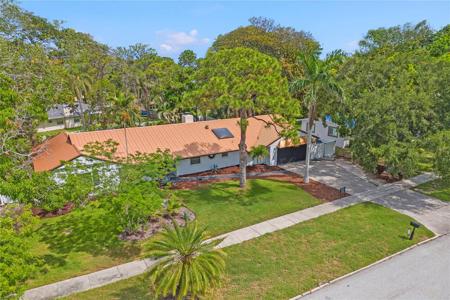 1112 MONTEZUMA DRIVE