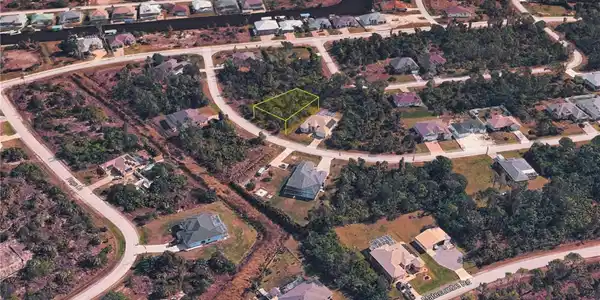 8439 TOPEKA CIRCLE