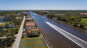 276 YACHT HARBOR