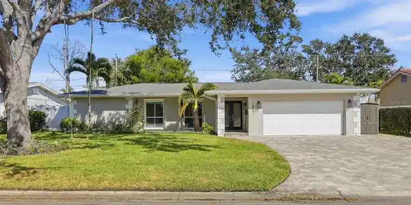 1937 DOLPHIN BOULEVARD S