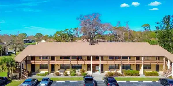 23 QUAILS RUN BOULEVARD