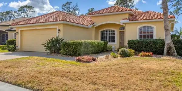 3041 ROYAL PALM DRIVE