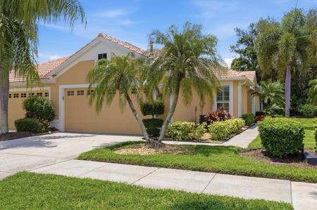 4939 WHISPERING OAKS DRIVE