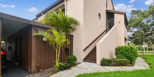 1326 PELICAN CREEK
