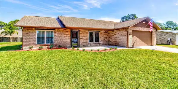 2921 TRAVELERS PALM DRIVE