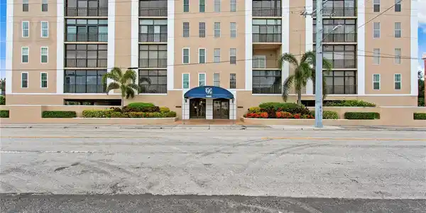 1600 S MACDILL AVENUE