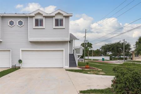589 OCEANVIEW AVENUE