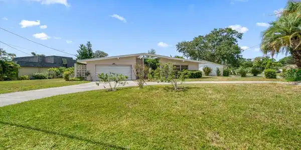 4052 HARBOR HILLS DRIVE