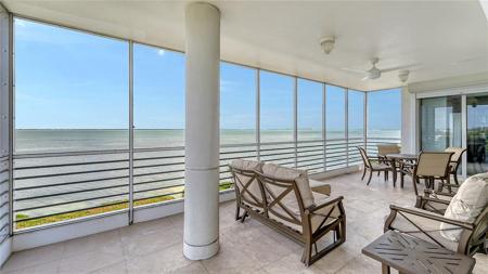 2450 HARBOURSIDE DRIVE