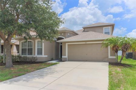 501 STONE BRIAR