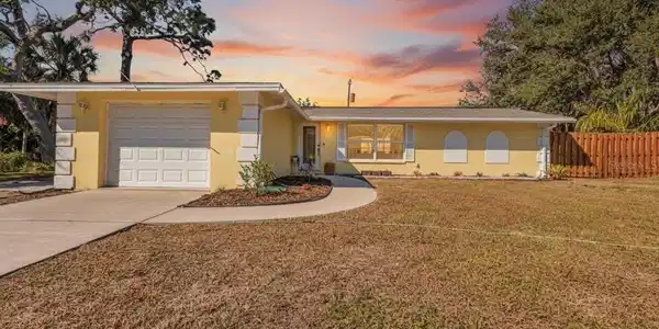 526 GRANT ROAD
