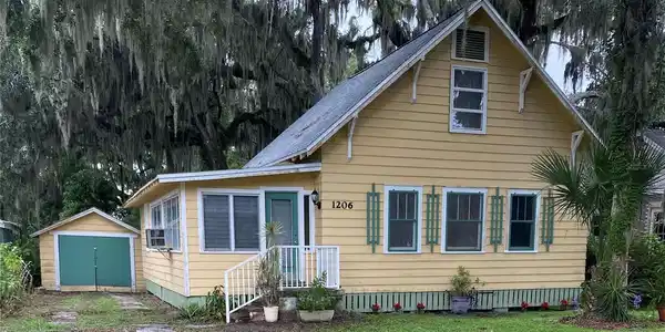 1206 PALMETTO