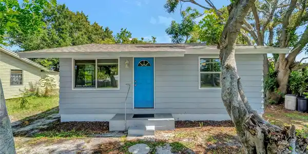 106 VERONA STREET S