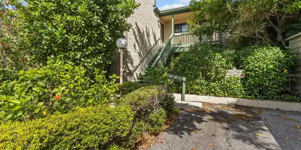 1511 PELICAN POINT DRIVE