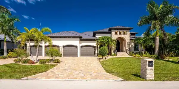2035 PADRE ISLAND DRIVE