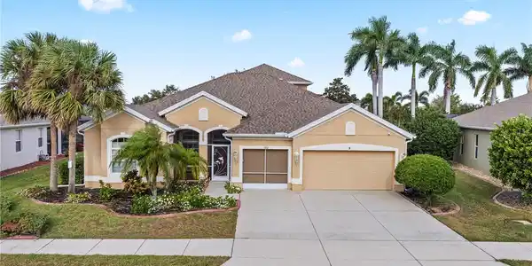 5352 LAYTON DRIVE