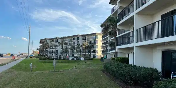 2700 OCEAN SHORE