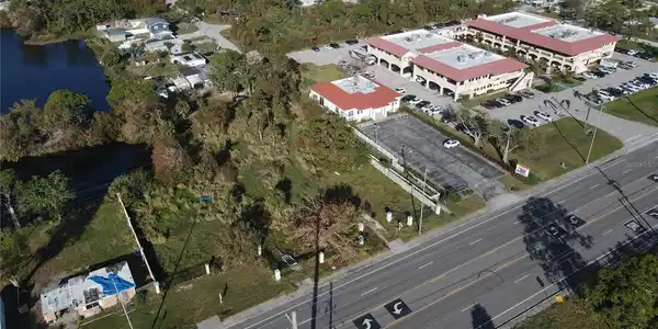 1000 PINE STREET