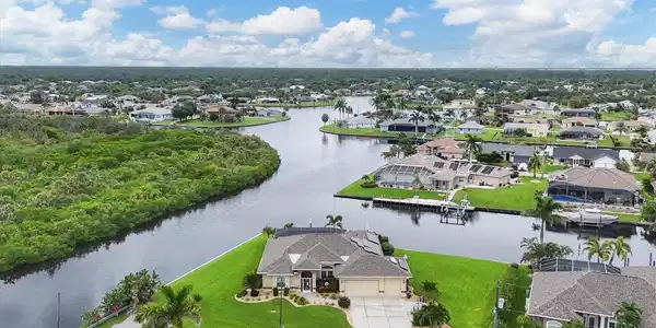 4180 SURFSIDE COURT